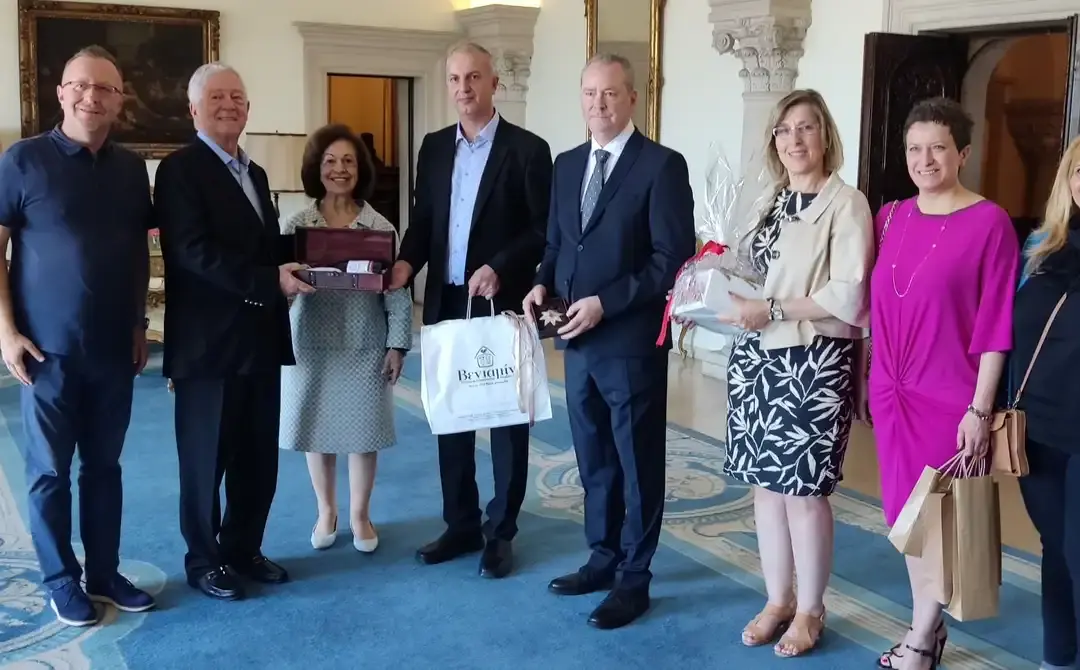 Συνάντηση με τον Πρίγκιπα Αλέξανδρο και την Πριγκίπισσα Αικατερίνη